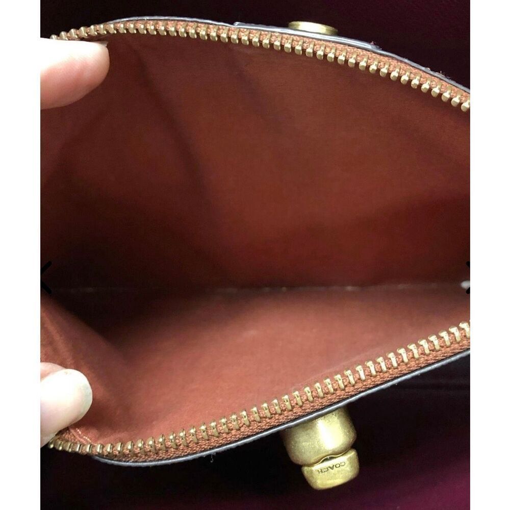 Coach Willow coated canvas signature pattern shoulder bag - Picture 9 of 11